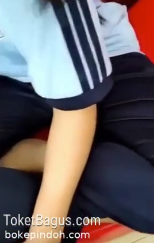 Guru Olahraga Cabul Muridnya Sendiri Diajak Ngentot