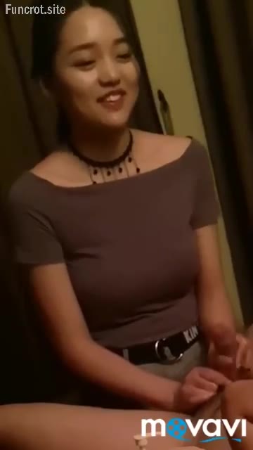 Cewek Cantik Pijat Kontol 2